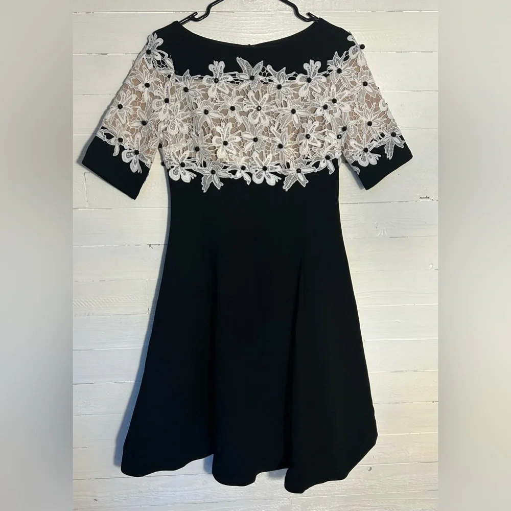 Shani Lace Fit & Flare dress, black with white lace and black beads. Women’s 6.